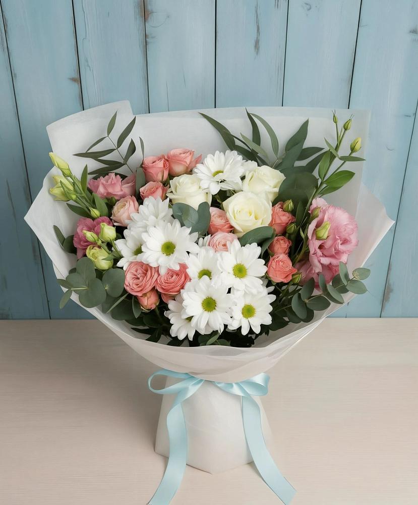 Букет цветов из: Розы, Лизиантусы и Хризантемы в Ильинский