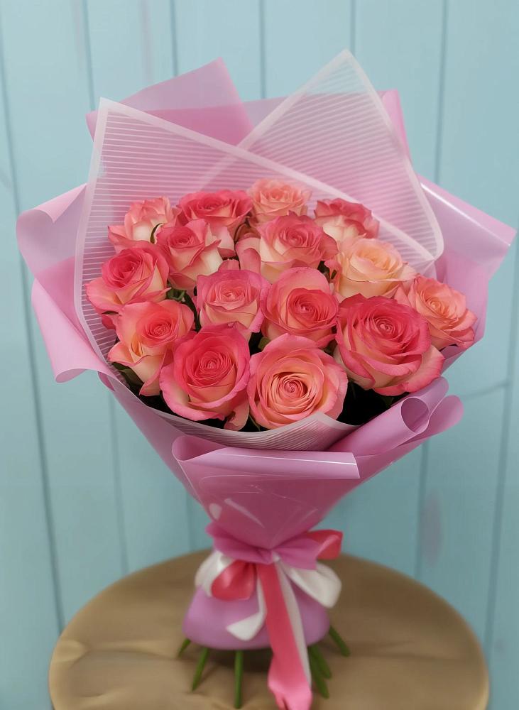 Букет 15 Розовых роз Равель в Ильинский