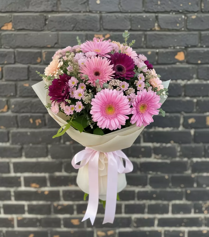Букет цветов из: Герберы и Хризантемы в Ильинский
