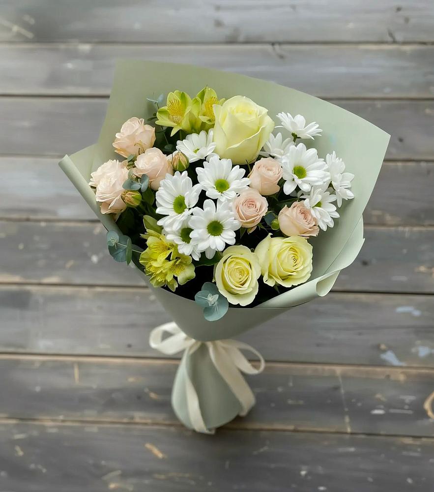 Букет цветов из: Альстромерии, Розы и Хризантемы в Ильинский