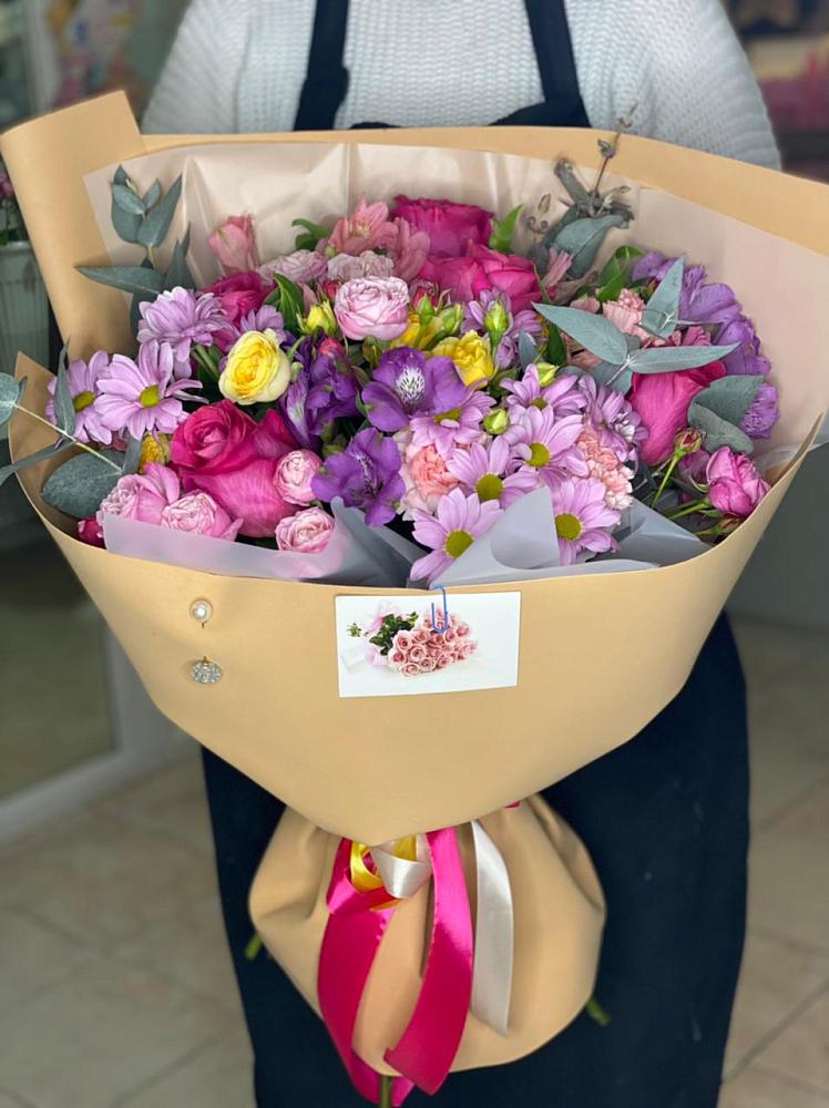 Букет цветов из: Хризантемы, Гвоздики и Альстромерии в Ильинский