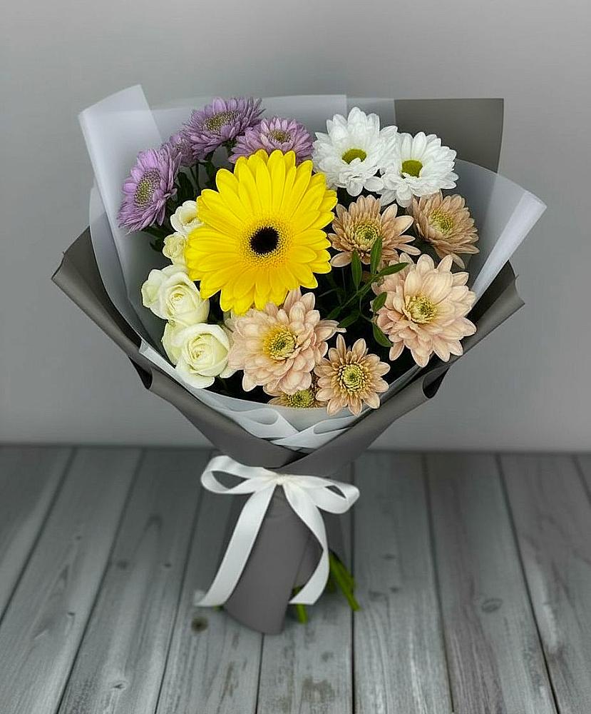 Букет цветов из: Розы, Герберы и Хризантемы в Ильинский