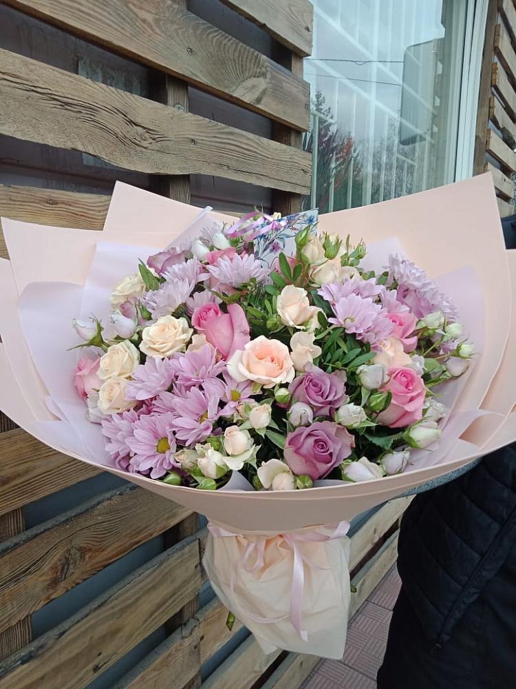 Букет цветов из: Розы и Хризантемы в Ильинский