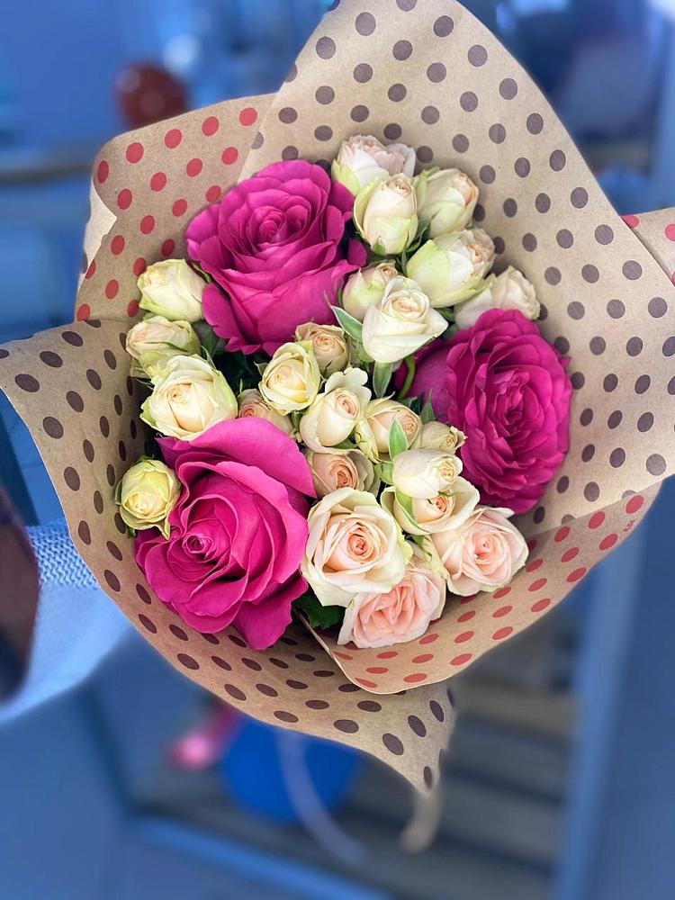 Букет цветов из: Розы в Ильинский