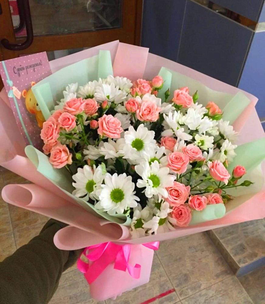 Букет цветов из: Розы и Хризантемы в Ильинский