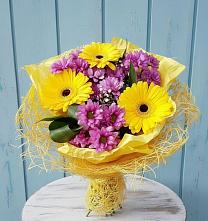 Букет цветов из:  Хризантемы и Герберы в Ильинский