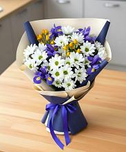 Букет цветов из:  Розы, Ирисы и Хризантемы в Ильинский