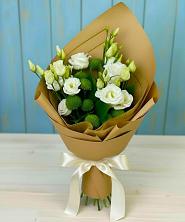 Букет цветов из:  Хризантемы и Лизиантусы в Ильинский