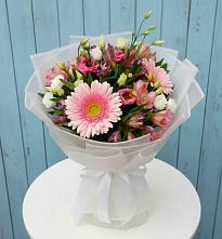 Букет цветов из:  Герберы, Альстромерии и Лизиантусы в Ильинский