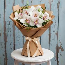 Букет цветов из:  Орхидеи и Розы в Ильинский